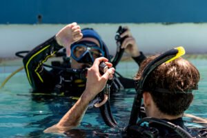 Mango Dive Instructor
